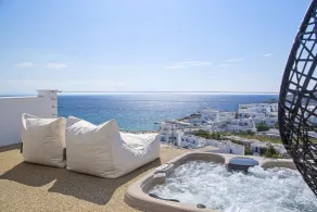Myconian Ambassador Relais & Chateaux - Vue de la chambre