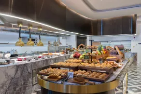 Embassy Suites by Hilton Doha Old Town - Restaurant