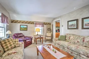 400 Ft to Chautauqua Lake, Mayville Cottage - Interiör