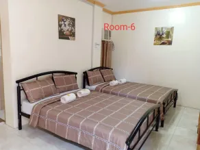 DM Caralos Inn - Room