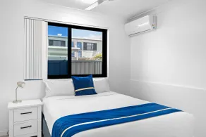 Montego Mermaid Beach Motel - Room