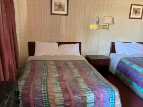 Beaver Falls Motel - Rom