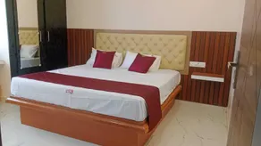 SES Naga Inn - Room
