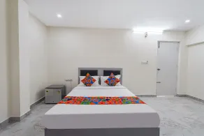 FabHotel Ivory Pearl - Nr Sony Signal - Room
