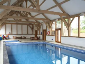 Swallows Reach - Piscina
