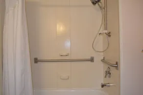 Country Inn & Suites by Radisson, Abingdon, VA - Salle de bain