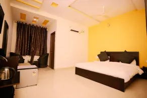 Meera Valley Resort By Nexottel - Chambre