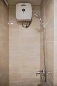 Cozy Living Studio Apartment at Springwood Residence - Bathroom