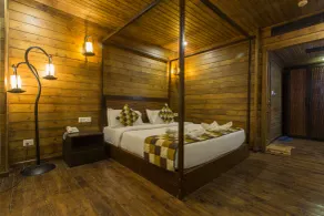 TSG Aura - Room