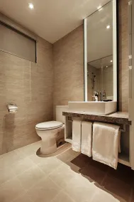 City Place Hotel - Bathroom