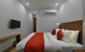 Hotel The Emporio A Boutique Rooms - Room