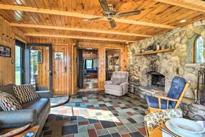 Cabin on Rush Lake w/ Bar, Grill & Kayaks! - Innvendig