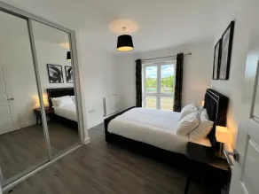 Modern 2 bedroom apartment - Room