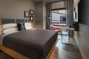 Moxy San Diego Gaslamp Quarter - Room