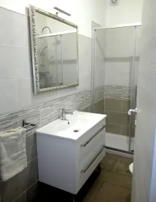 Appartamenti la Piazzetta vicino a Firenze - Bagno