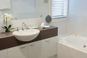 Ringwood Royale - Room