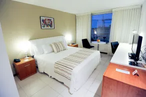 Real Colonia Hotel & Suites - Room