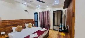 Hotel Hitam Rishikesh 2Min Walk to Parmarth Niketan Aashram ,Vanprastha Aashram - Chambre