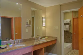 Fairmont Hot Springs Resort - Bagno