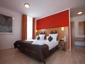Stuttgart Großbettlingen Hotel by Belvilla - Room