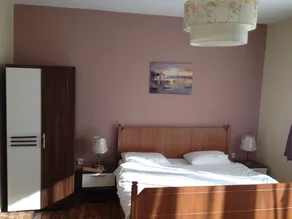 Cheers Midtown Hostel - Room