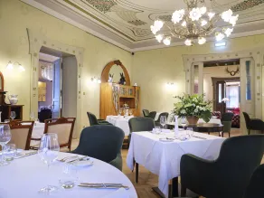 Villa Ammende Restaurant and Hotel - Restaurant