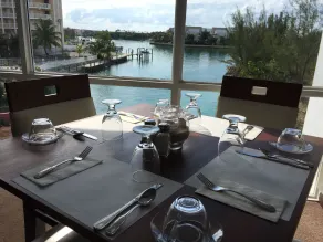 Bell Channel Inn Hotel - Restaurante