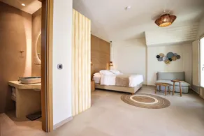 Life Suites - Room