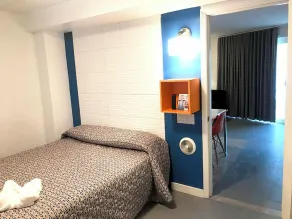The Jolly Roger Motel - Chambre