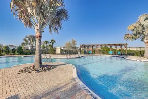 Hybrid Work Retreat in Lithia w/ Pool Access! - Interiör