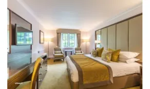 Rhinefield House Hotel - Room