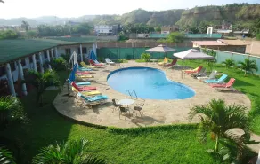 Mancora y Sol - Piscina