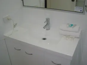 Noosa Keys Apartments - Badezimmer