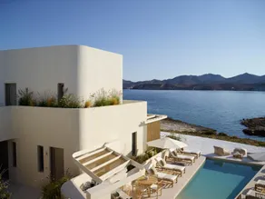 White Pebble Suites - Basseng