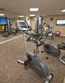 Clarion Collection Hotel Arlington Court Suites - Fitness facility