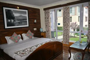 Magic Himalayan Cottage - Room