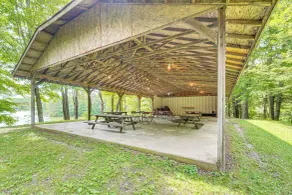 Family Fun! Bliss Studio w/ Lake & Trail Access - Innvendig