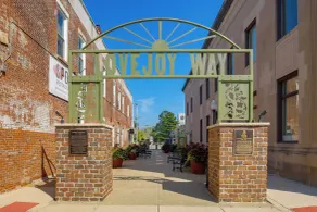 Walkable Main Street Apartment in Princeton! - Interiør