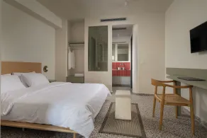 FOS Luxury Suites - Room