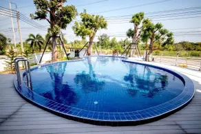 Na Care Hotel - Pool