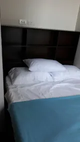 Araneta Cubao No Brown Outs 1BR Furnished Condo with Balcony free WiFi Netflix - Chambre