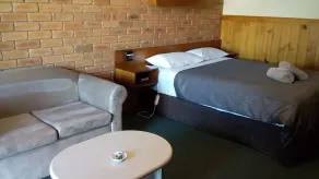 Regency Court Motel - Camera