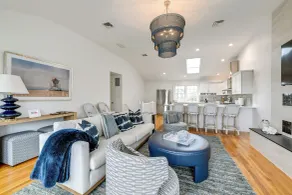 Stunning Westhampton Beach Home w/ Private Pool - Innvendig