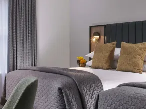 Shannon Springs Hotel - Room