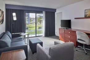 Courtyard by Marriott Detroit Troy - Chambre