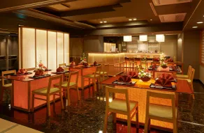 Hotel Plaza Osaka - Restaurant