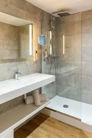 Mercure Toulouse Aeroport Blagnac - Bathroom