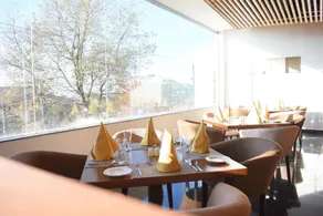 Ramada by Wyndham Darjeeling Gandhi Road - Restaurant