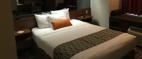 Microtel Inn & Suites by Wyndham Philadelphia Airport - Chambre