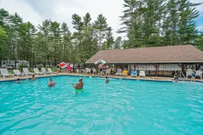 Gateway to Cape Cod Vacation Cottage 1 - Piscine